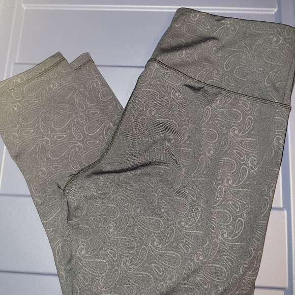 Zyia black Paisley leggings - Picture 1 of 2